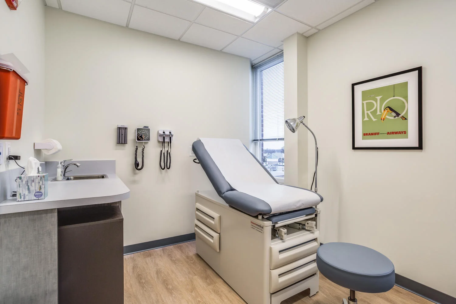 Welcoming reception area at Bridgeport Family Medicine clinic